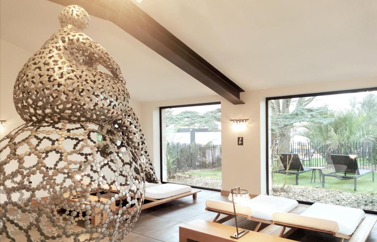 Le Clos Saint-Martin Hotel & Spa Luaran gambar