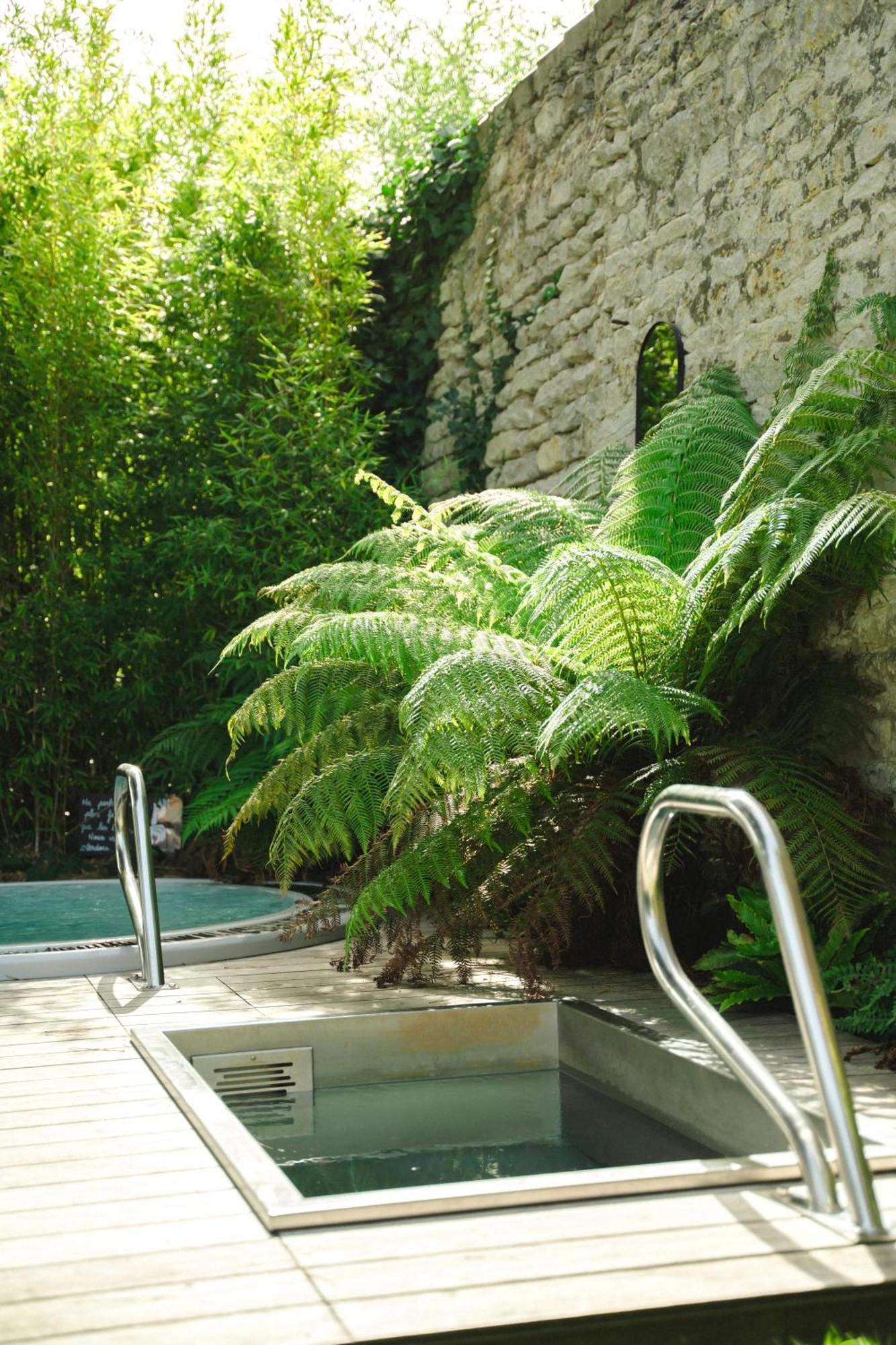 Le Clos Saint-Martin Hotel & Spa Luaran gambar