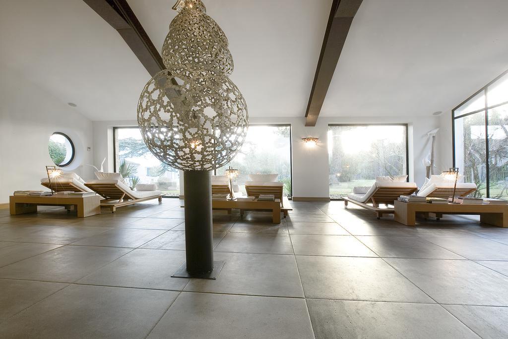 Le Clos Saint-Martin Hotel & Spa Luaran gambar
