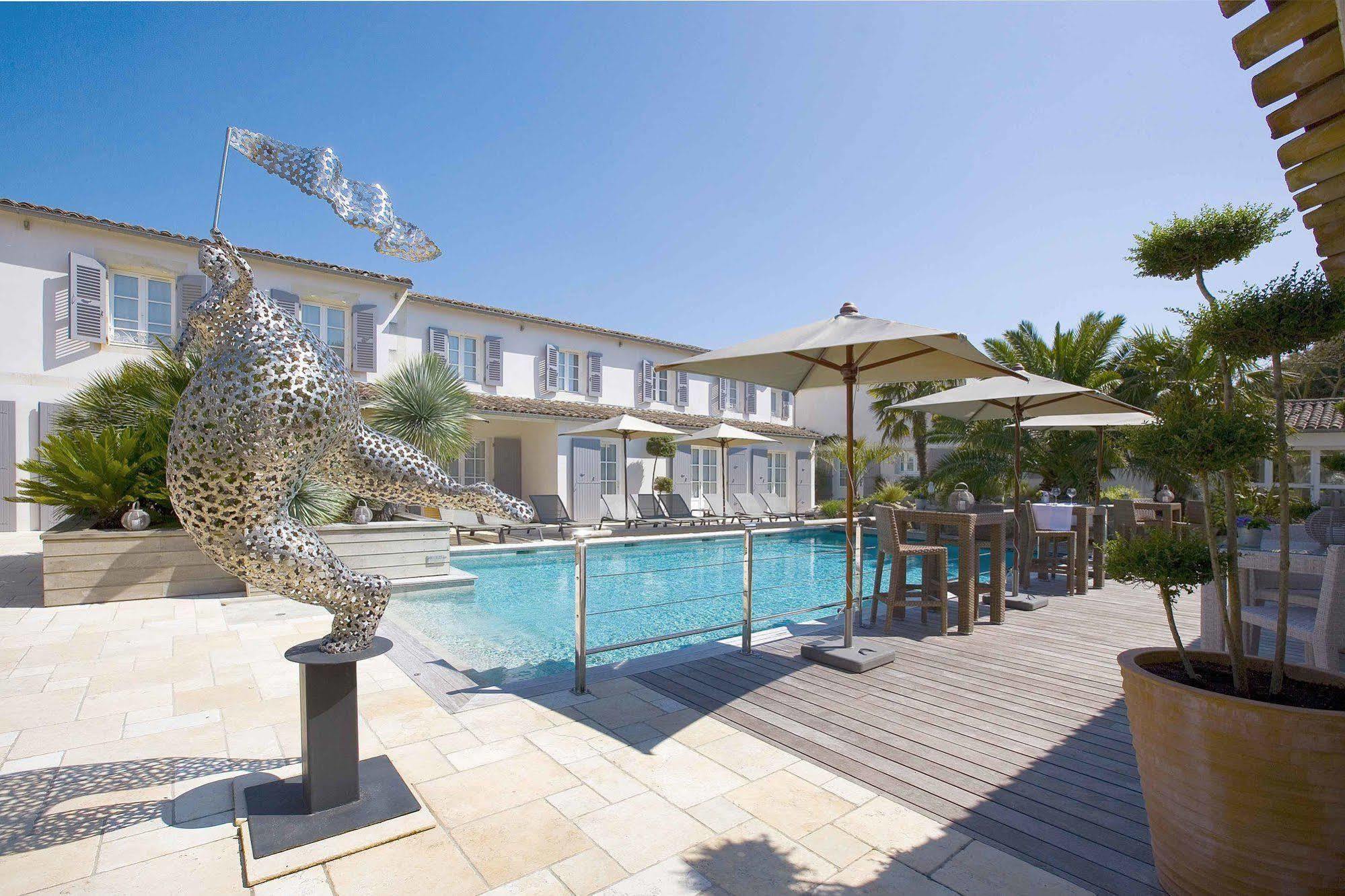 Le Clos Saint-Martin Hotel & Spa Luaran gambar