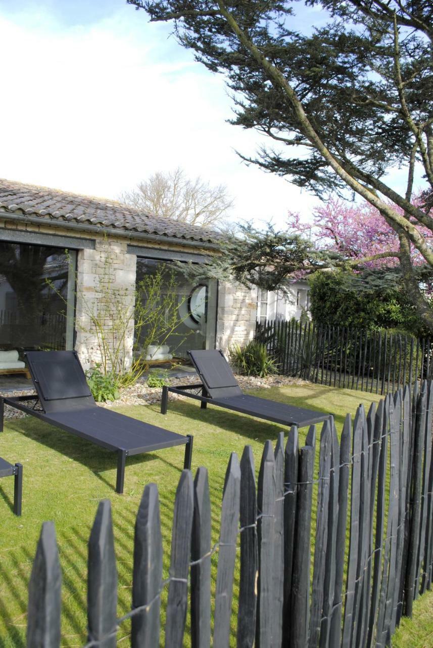 Le Clos Saint-Martin Hotel & Spa Luaran gambar