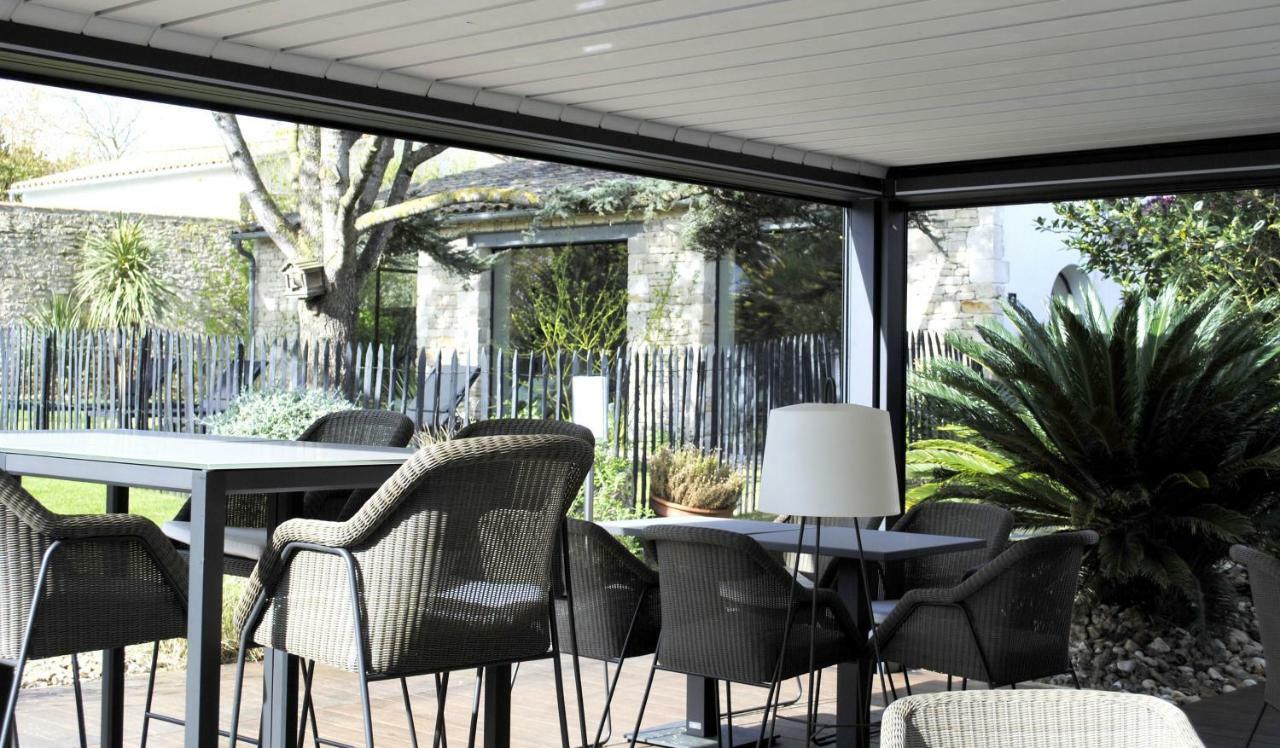 Le Clos Saint-Martin Hotel & Spa Luaran gambar