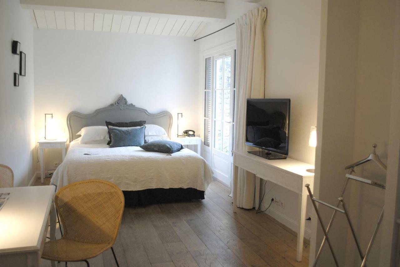 Le Clos Saint-Martin Hotel & Spa Luaran gambar